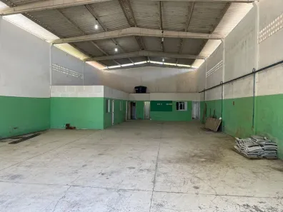 Galpão/Depósito/Armazém para alugar, 336m² no Serraria, Maceió