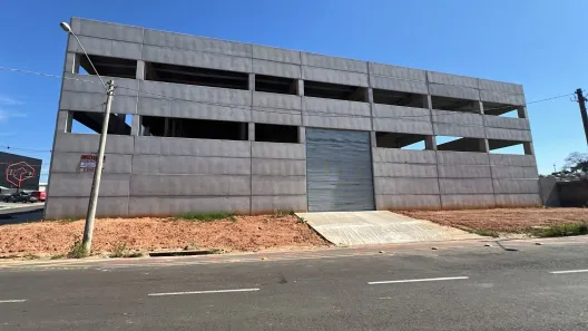 Galpão/Depósito/Armazém para alugar, 940m² no Jardim Celani, Salto