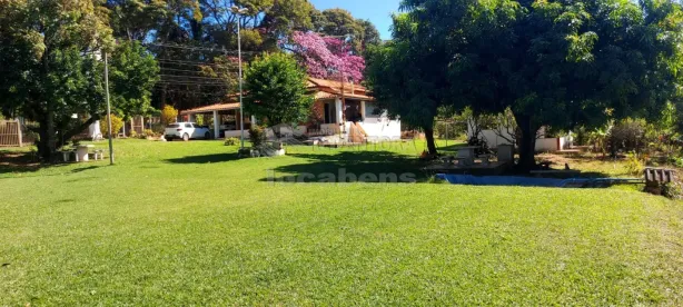 Fazenda/Sítio com 3 Quartos à venda, 186m² no Estância Jóckei Club, São José do Rio Preto
