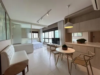 Apartamento com 1 Quarto para alugar, 42m² no Centro, Florianópolis