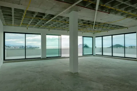 Sala Comercial para alugar, 338m² no João Paulo, Florianópolis