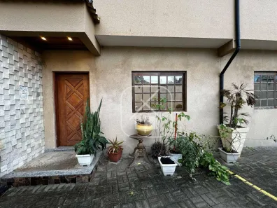 Sobrado com 2 Quartos para alugar, 94m² no Fazenda Palao (Alpes de Guararema), Guararema