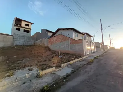 Lote/Terreno à venda, 176m² no Jardim Itamaraty III, Poços de Caldas