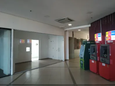 Sala Comercial para alugar, 20m² no Centro, Rio das Ostras