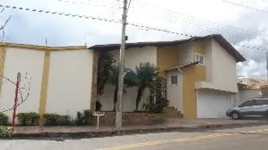 Sobrado com 3 Quartos à venda, 248m² no Portal do Sol, São Carlos