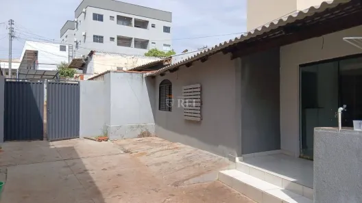 Casa com 3 Quartos para alugar, 75m² no Setor Universitário, Rio Verde