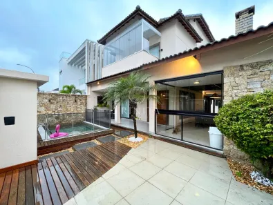 Casa de Condomínio com 4 Quartos à venda, 238m² no Recreio dos Bandeirantes, Rio de Janeiro