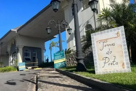 Lote/Terreno à venda, 300m² no Colônia, Ribeirão Pires