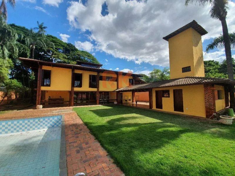 Casa com 4 quartos — Bandeirantes (Pampulha), Belo Horizonte