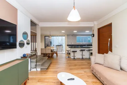 Sobrado com 3 Quartos à venda, 170m² no Boqueirão, Curitiba
