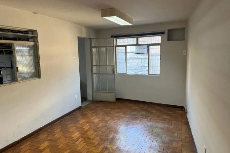 Casa com 6 quartos — Calafate, Belo Horizonte