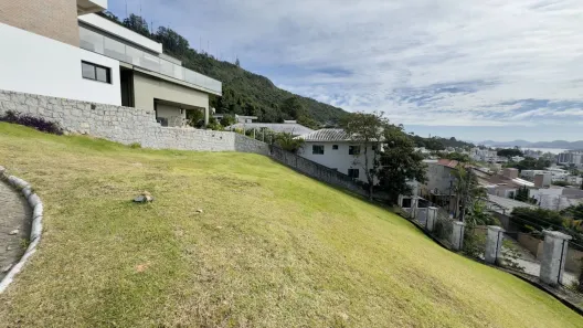 Lote/Terreno à venda, 500m² no Trindade, Florianópolis
