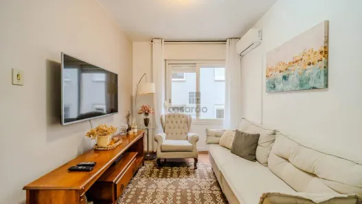 Apartamento com 2 Quartos para alugar, 52m² no Centro, Pelotas
