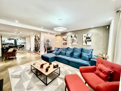 Sobrado com 4 Quartos à venda, 287m² no Água Fria, São Paulo