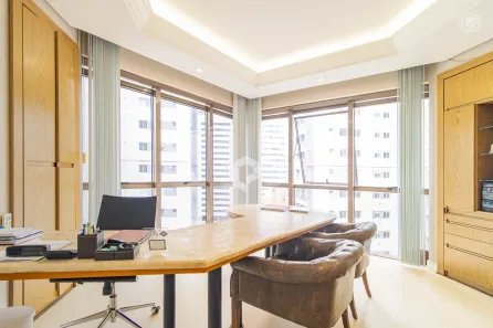 Sala Comercial à venda, 69m² no Centro, Curitiba