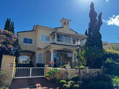Casa de Condomínio com 4 Quartos para alugar, 230m² no Alphaville - Lagoa dos Ingleses, Nova Lima