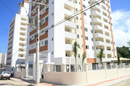 Apartamento com 2 Quartos para alugar, 63m² no Barreiros, São José