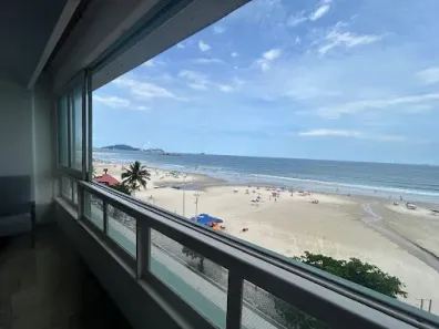 Apartamento com 3 Quartos para alugar, 190m² no Pitangueiras, Guarujá