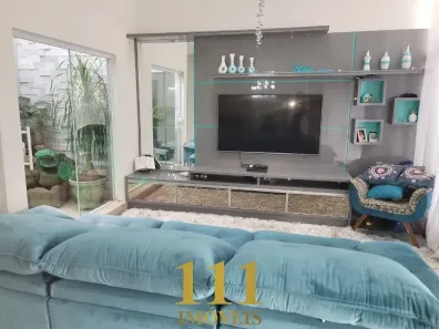 Casa com 3 Quartos à venda, 220m² no Parque São Cristóvão, Taubaté