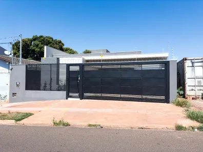 Casa com 2 Quartos à venda, 131m² no São Francisco, Campo Grande