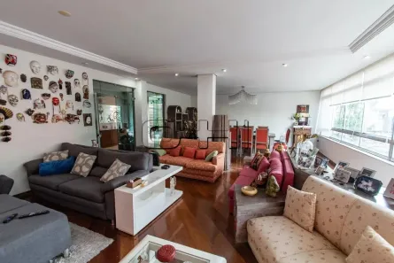 Casa com 5 Quartos à venda, 505m² no Vila Mariana, São Paulo
