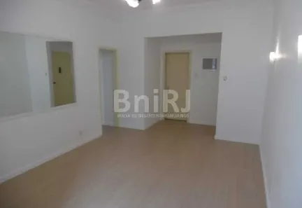Apartamento com 2 Quartos para alugar, 70m² no Copacabana, Rio de Janeiro