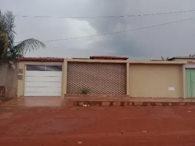 Casa com 2 Quartos à venda, 330m² no Buritizeiro, Buritizeiro
