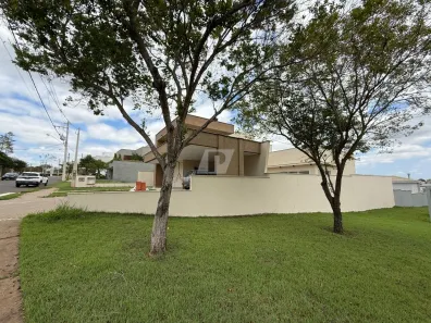 Casa com 3 Quartos à venda, 238m² no Morato, Piracicaba