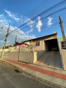 Casa com 3 Quartos à venda, 130m² no Forquilhas, São José