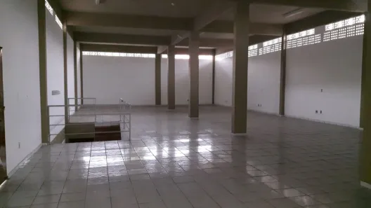 Prédio Comercial à venda, 1950m² no Cachoeirinha, Manaus