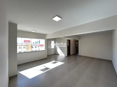 Apartamento com 2 Quartos à venda, 82m² no Centro, Uberlândia
