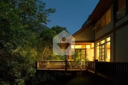 Casa com 4 Quartos à venda, 450m² no Pedro do Rio, Petrópolis