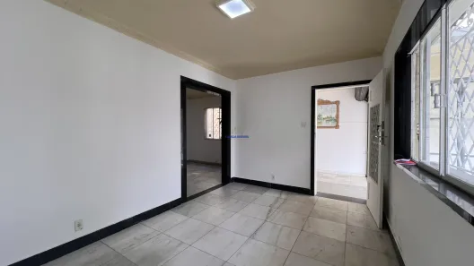Sobrado com 3 Quartos para venda ou aluguel, 150m² no Embaré, Santos