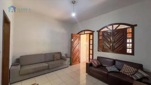 Casa com 3 Quartos à venda, 190m² no Padre Eustáquio, Belo Horizonte