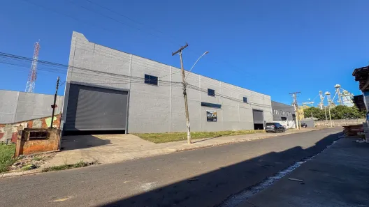 Galpão/Depósito/Armazém para alugar, 1520m² no Setor Santos Dumont, Goiânia