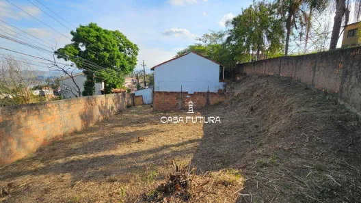 Lote/Terreno à venda, 300m² no Santa Rosa, Barra Mansa