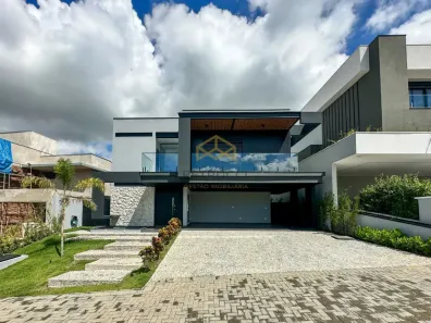 Sobrado com 4 Quartos à venda, 320m² no Loteamento Residencial Arborais, Campinas
