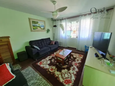 Sobrado com 4 Quartos à venda, 178m² no Parque Maria Domitila, São Paulo