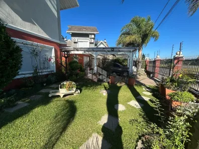 Casa com 3 Quartos à venda, 132m² no Parque das Hortensias, Canela