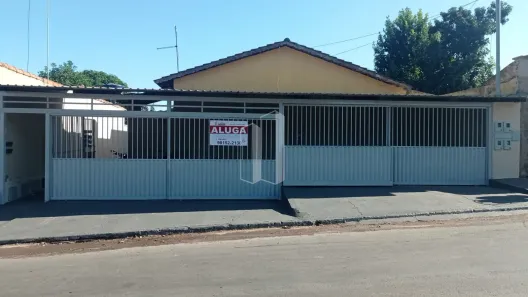 Casa com 2 Quartos para alugar, 60m² no Residencial Marília, Senador Canedo