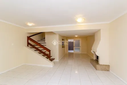 Casa de Condomínio com 3 Quartos para alugar, 300m² no Boa Vista, Porto Alegre