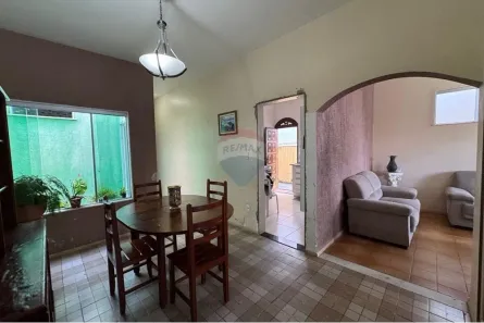 Casa com 3 Quartos à venda, 138m² no Getúlio Vargas, Aracaju