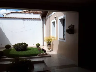 Casa com 3 Quartos à venda, 258m² no Zona Central, Rio Claro