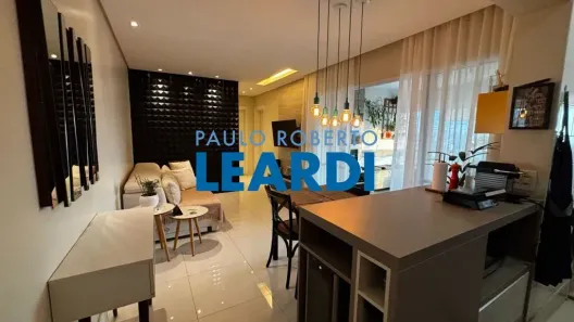 Apartamento com 2 Quartos à venda, 73m² no Jardim Aeroporto, São Paulo
