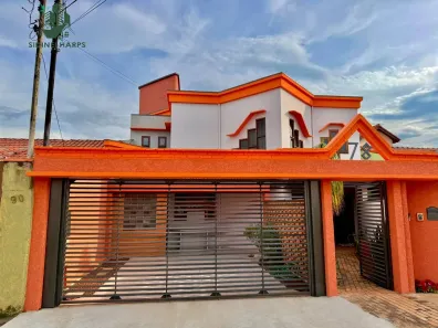 Casa com 2 Quartos para alugar, 164m² no Jardim Sevilha, Bragança Paulista