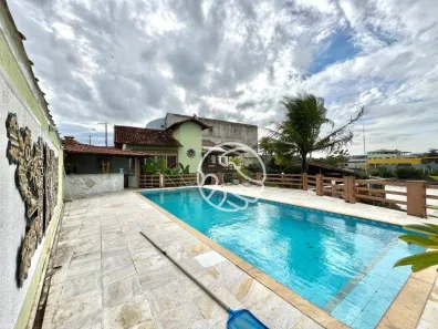 Casa com 5 Quartos à venda, 400m² no Perocão, Guarapari