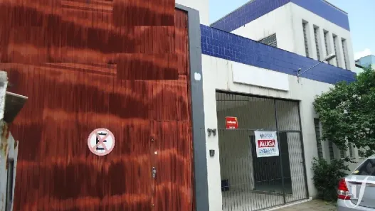 Sala Comercial para alugar, 300m² no Azenha, Porto Alegre