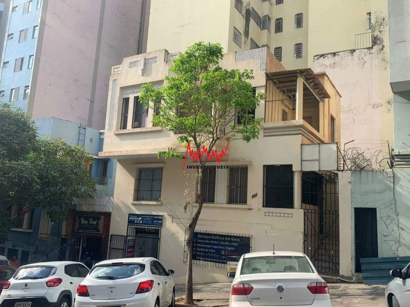 Casa com 5 quartos — Centro, Belo Horizonte