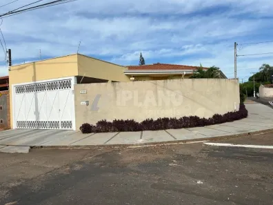 Casa com 3 Quartos à venda, 227m² no Parque Santa Marta, São Carlos