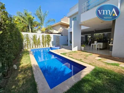 Casa de Condomínio com 3 Quartos à venda, 391m² no Jardim Itália, Cuiabá